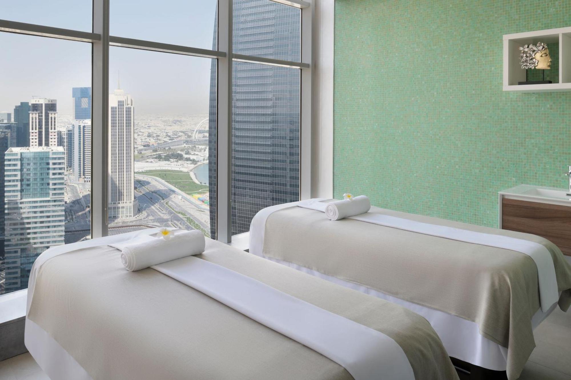 Отель Element By Westin West Bay Доха Экстерьер фото Spa at the Address Downtown Hotel