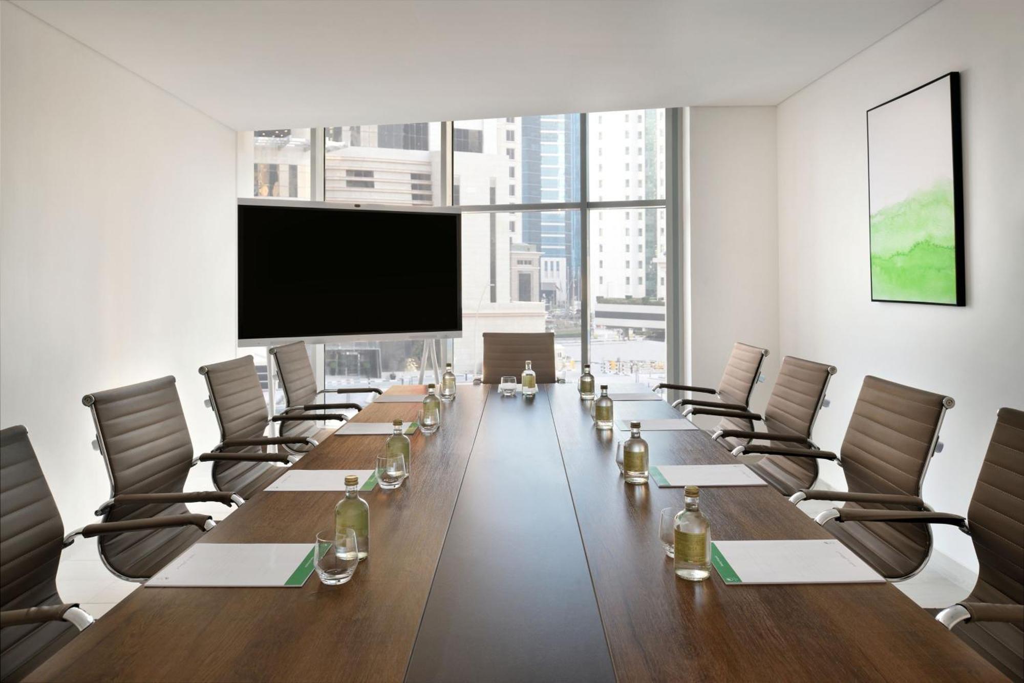 Отель Element By Westin West Bay Доха Экстерьер фото Meeting room