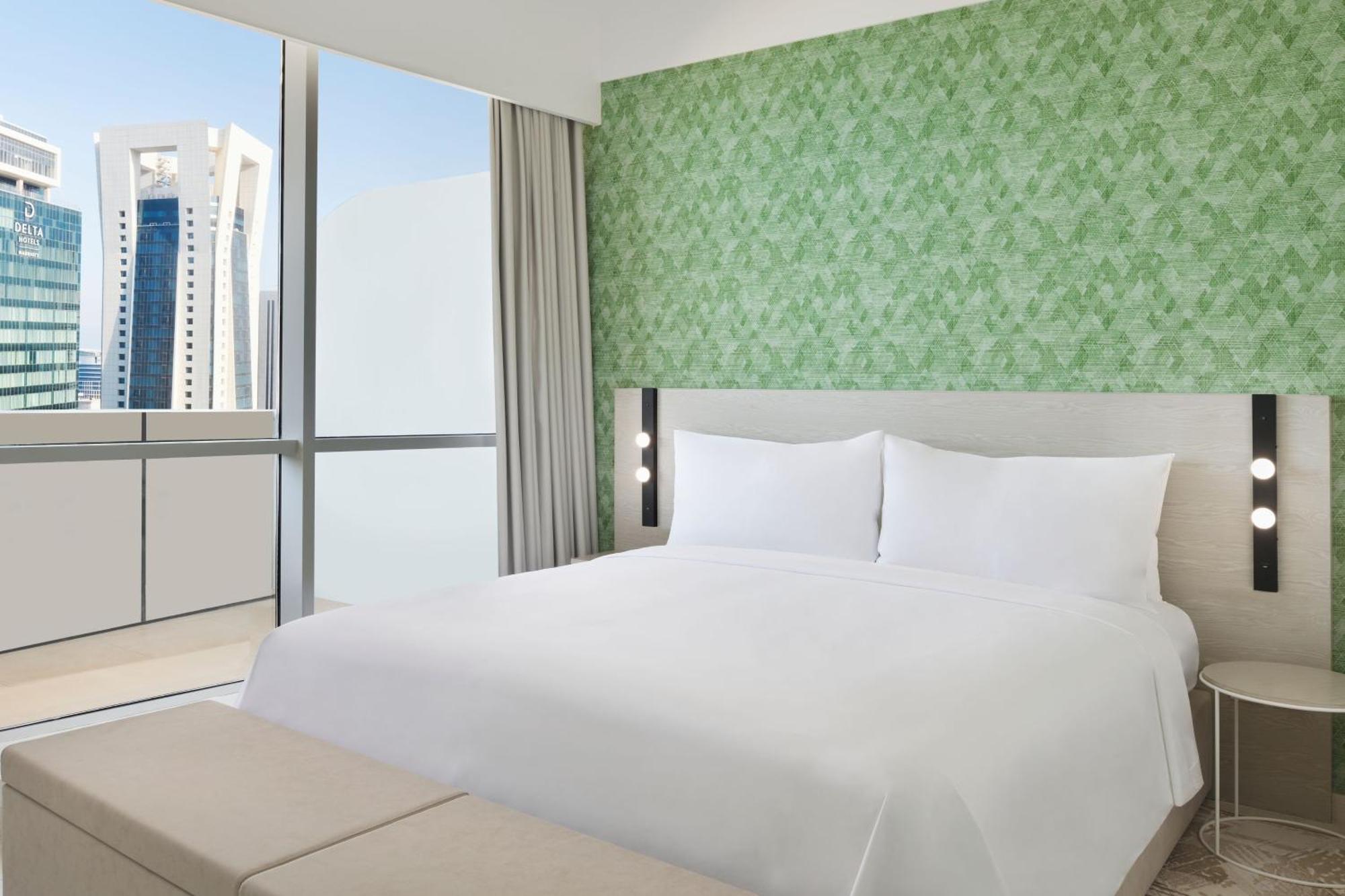 Отель Element By Westin West Bay Доха Экстерьер фото A bedroom at the hotel